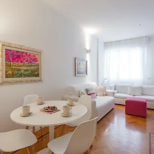 Bnbutler - Verona 12, Porta Romana District Apartamento Milán